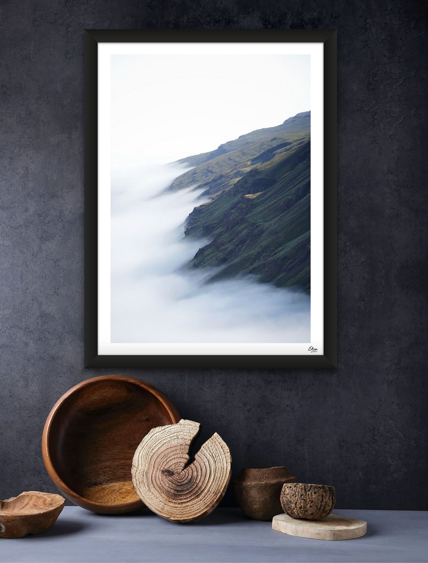 When the mist meets the mountains