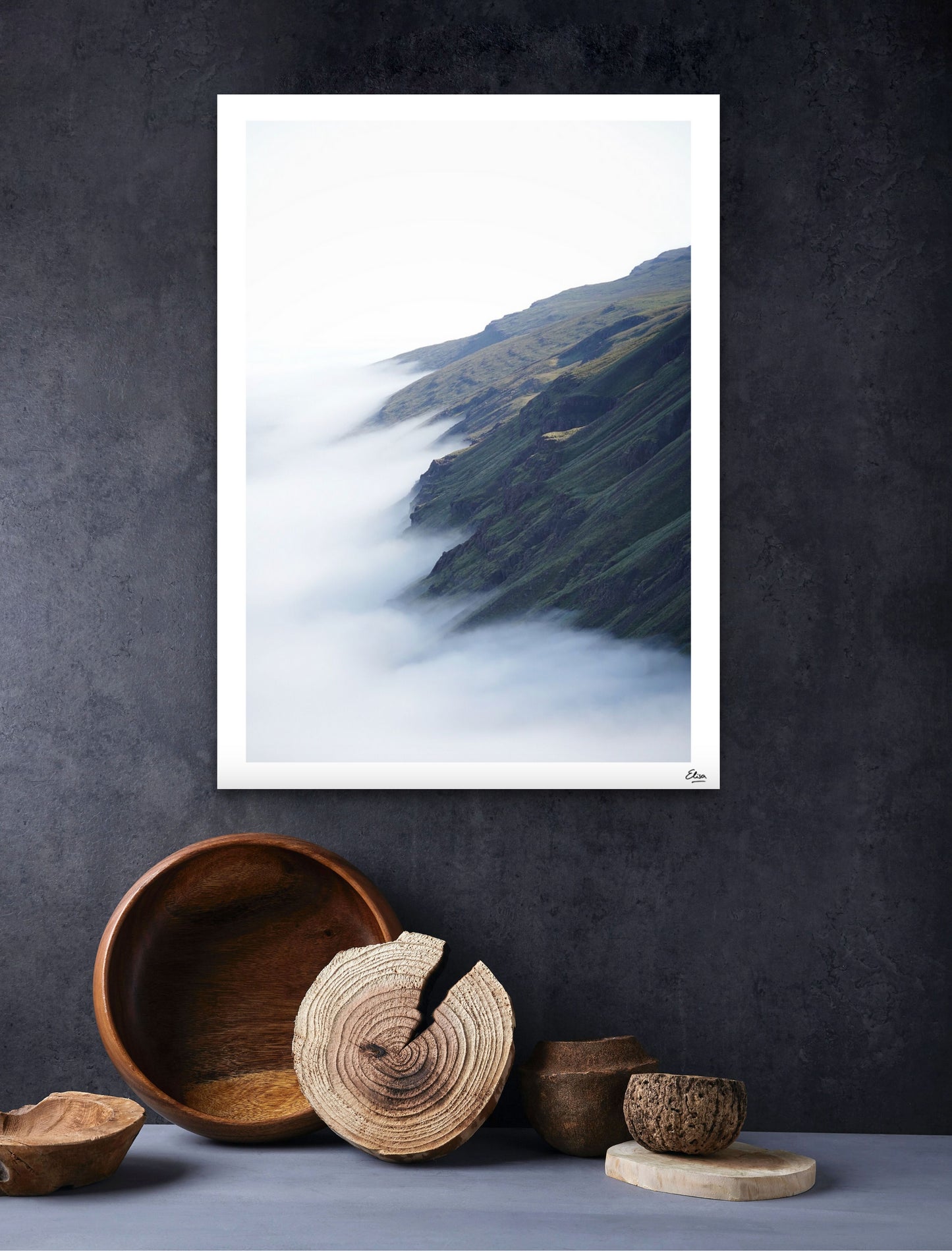When the mist meets the mountains