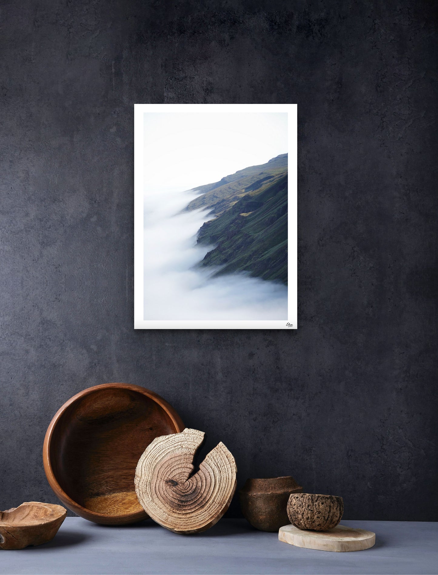 When the mist meets the mountains